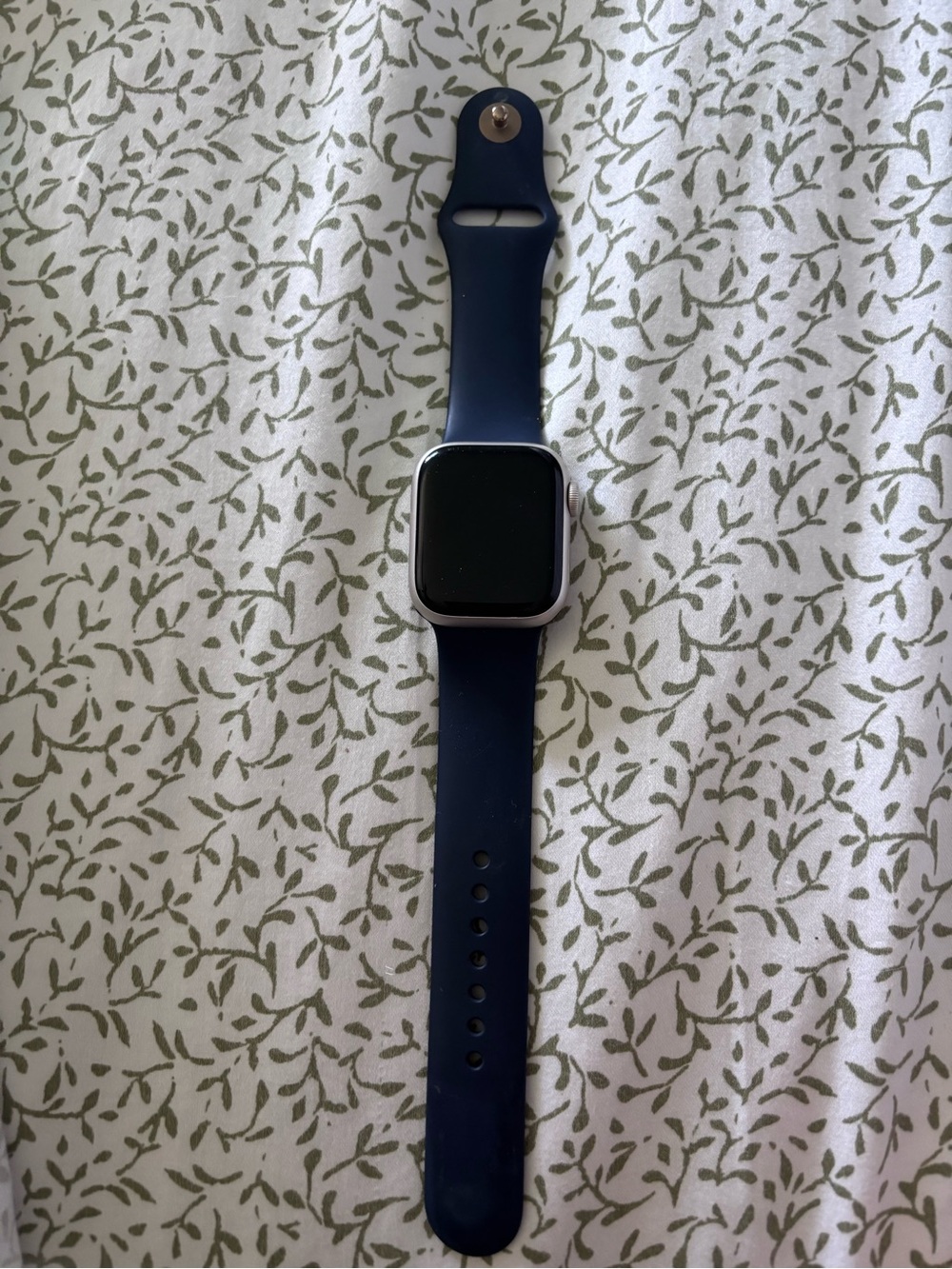Apple Smartwatch with Dark Blue Silicone Band-Series 7